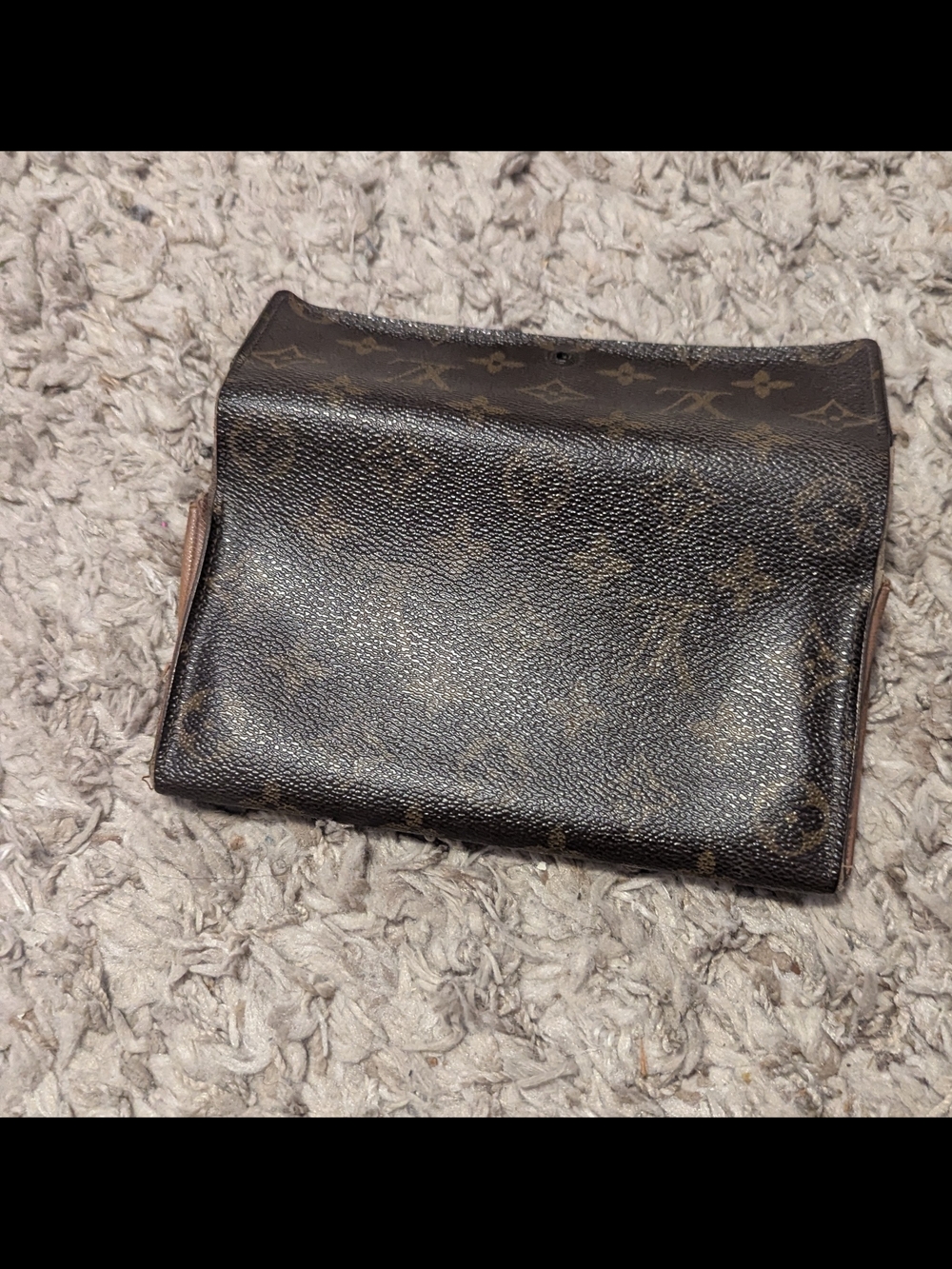 LV Monogrammed Set ( Heavily Damaged/Require Repair) Only $60 - Picture 3 of 11